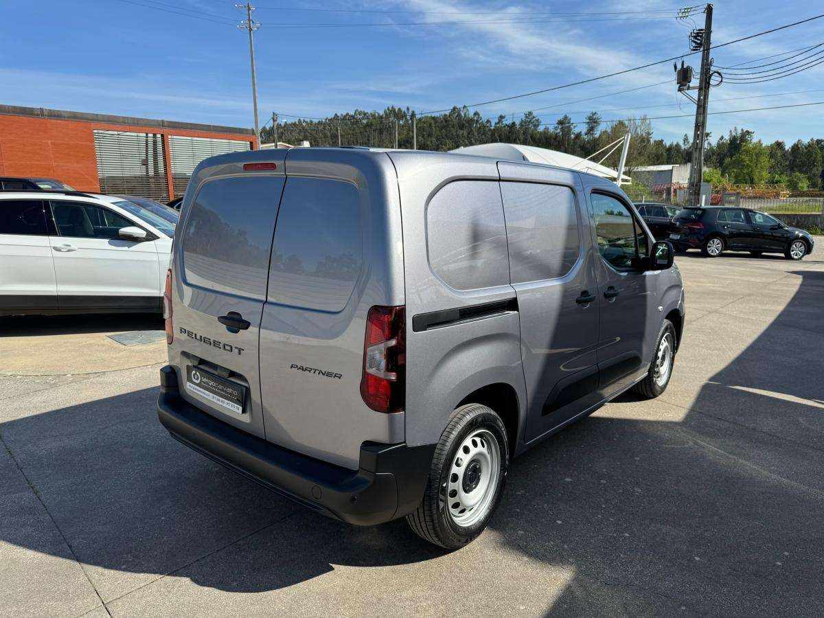 peugeot-partner-2024-diesel-1499cc