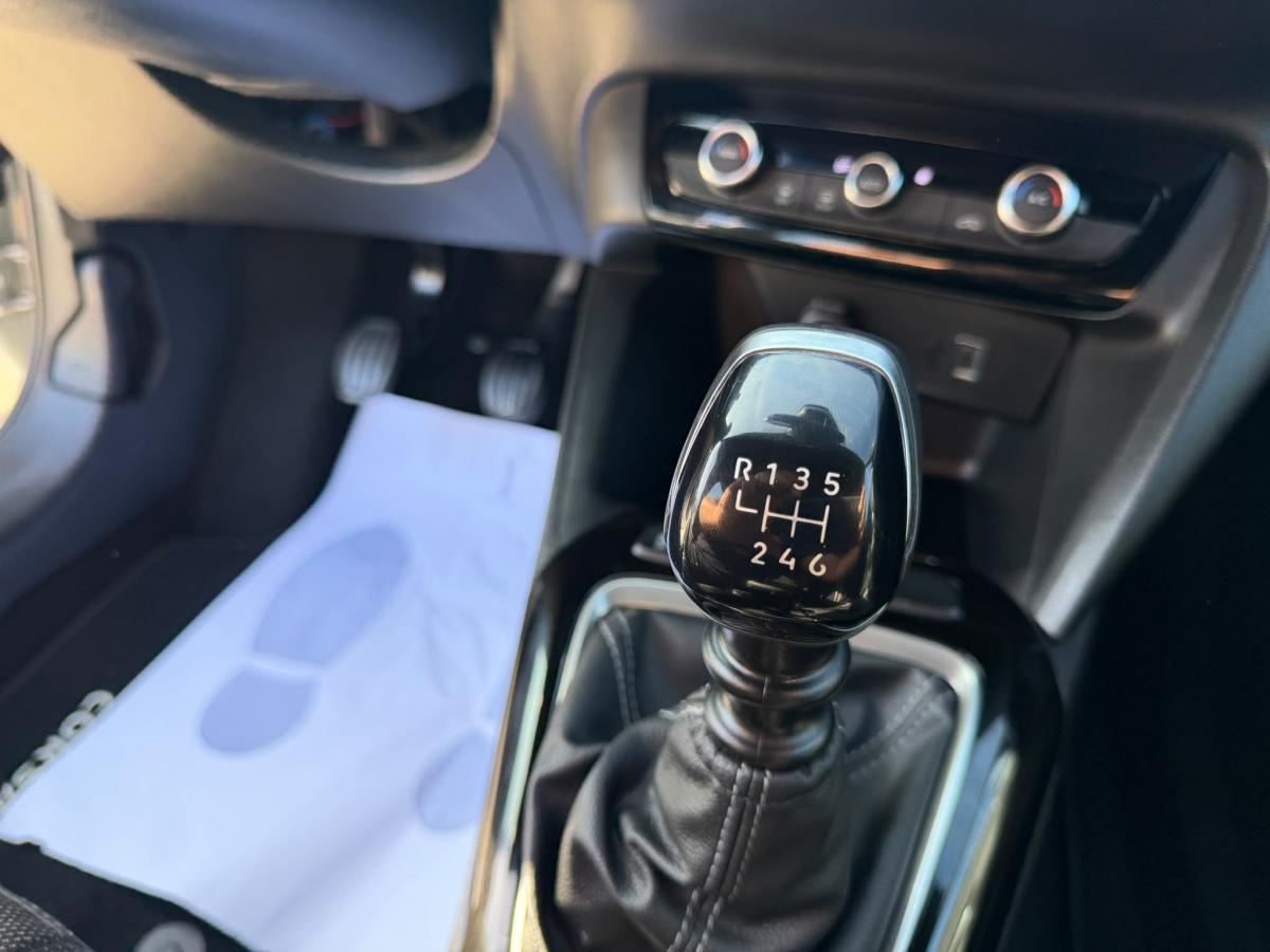 opel-corsa-2023-gasolina-1199cc