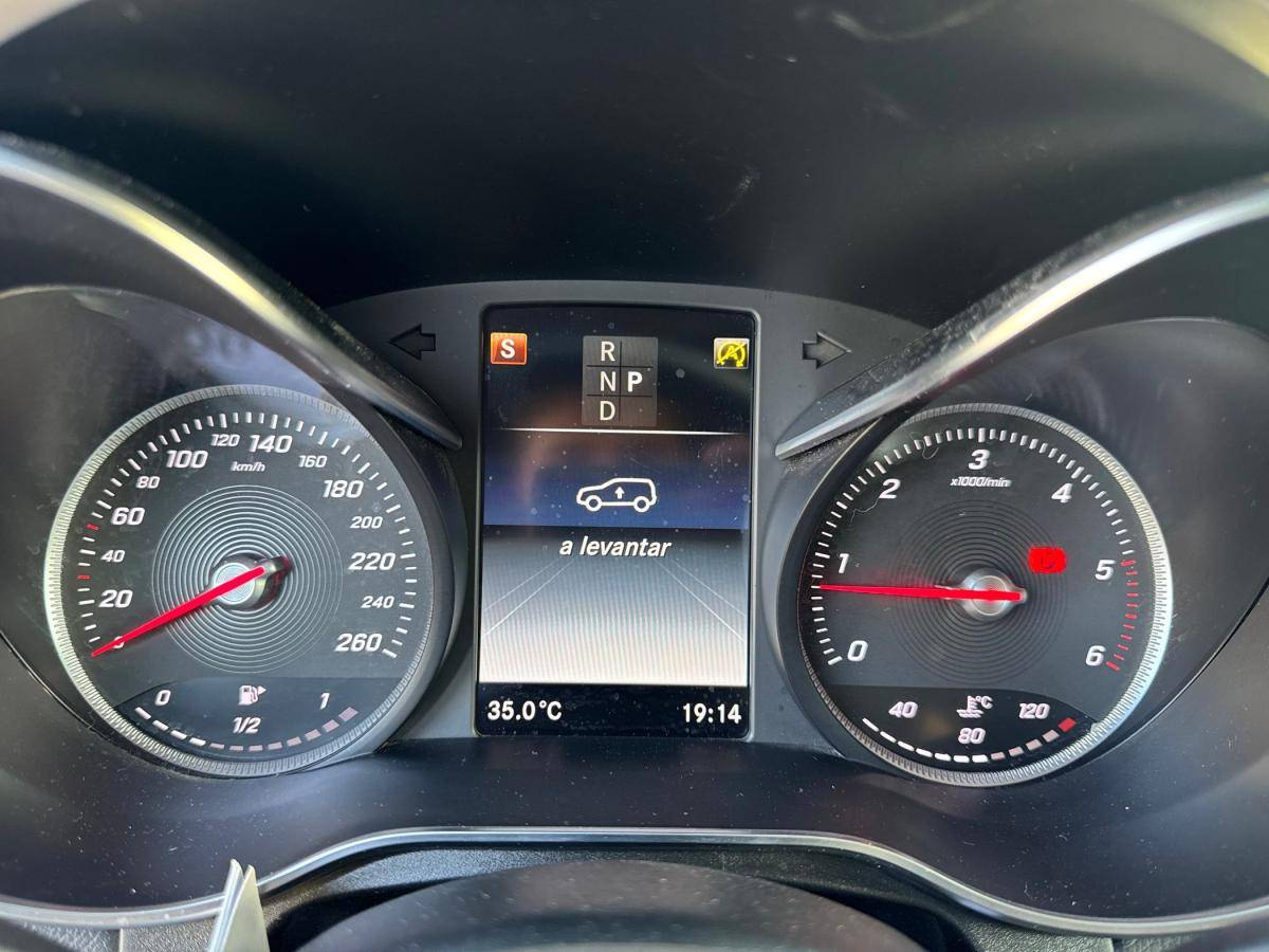 mercedes-benz-glc-2018-diesel-2143cc