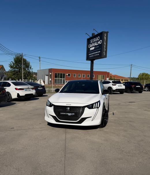 peugeot-208-2023-diesel-1499cc