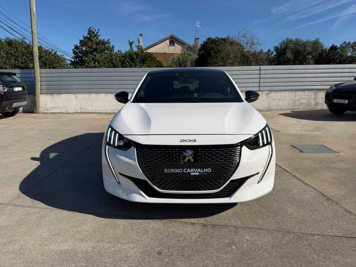 peugeot-208-2023-diesel-1499cc