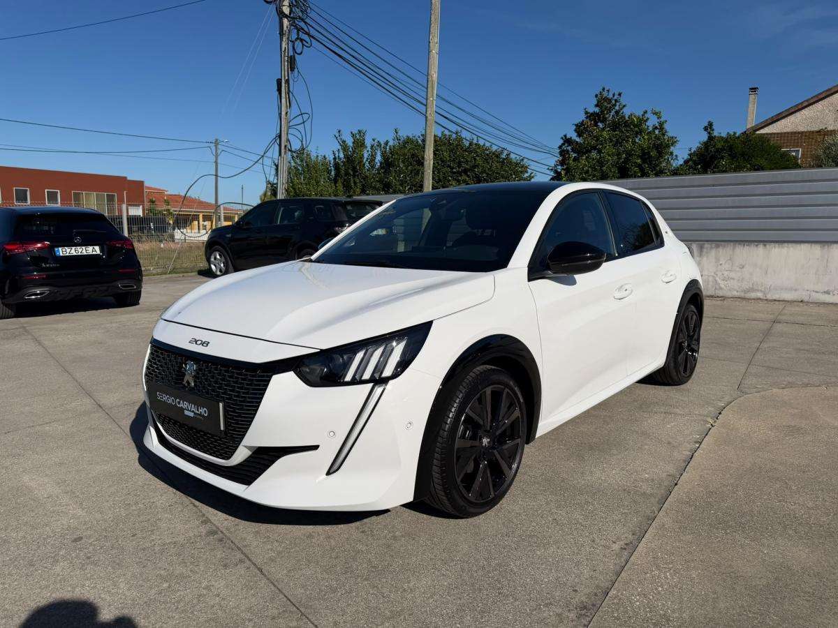 peugeot-208-2023-diesel-1499cc