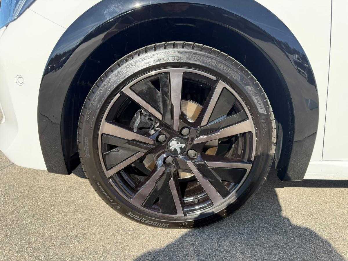 peugeot-208-2023-diesel-1499cc