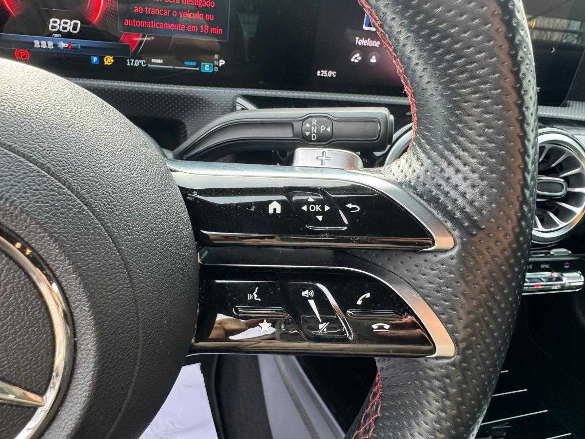 mercedes-benz-classe-a-2023-gasolina-1332cc
