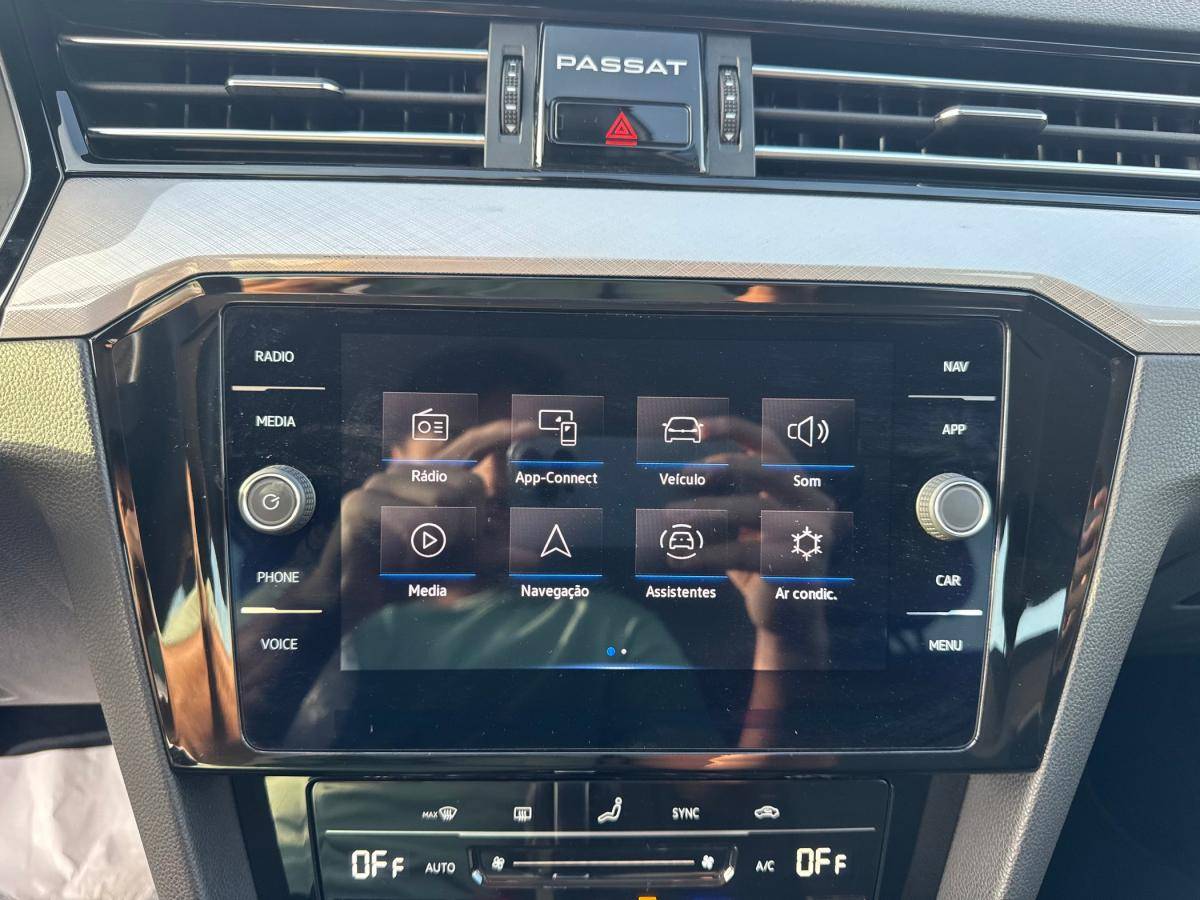 volkswagen-passat-variant-2019-diesel-1968cc