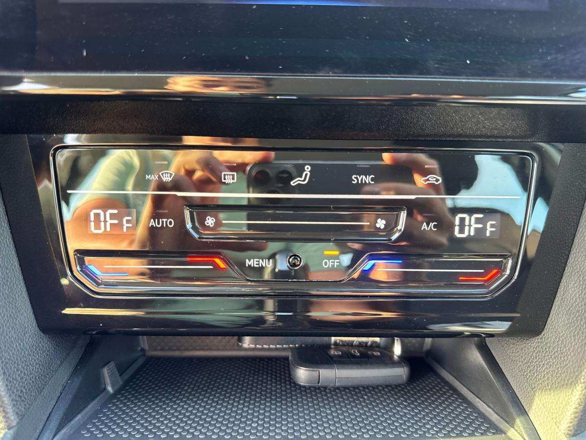 volkswagen-passat-variant-2019-diesel-1968cc
