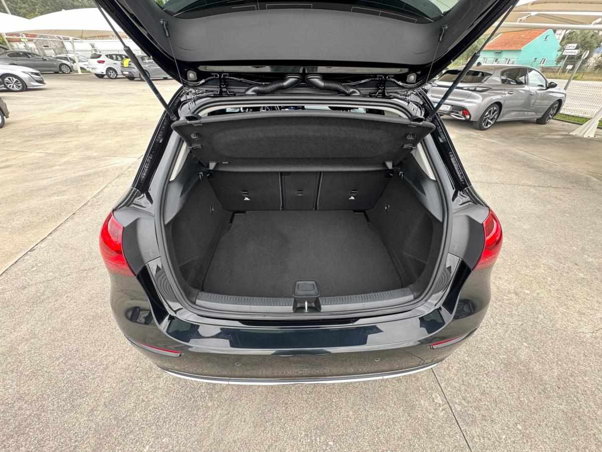 mercedes-benz-classe-a-2023-gasolina-1332cc