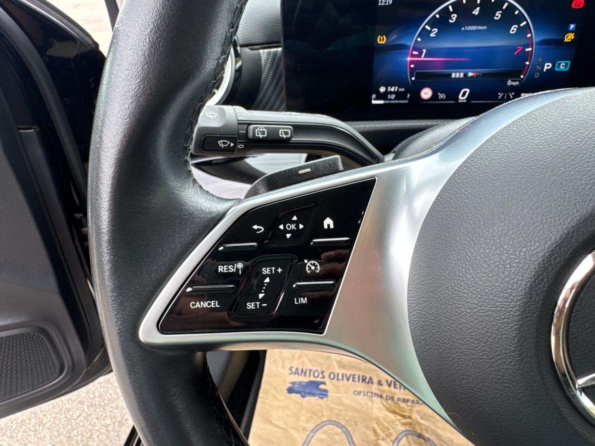 mercedes-benz-classe-a-2023-gasolina-1332cc