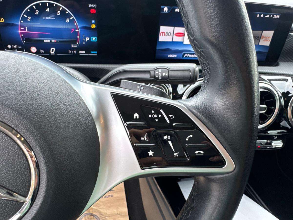 mercedes-benz-classe-a-2023-gasolina-1332cc
