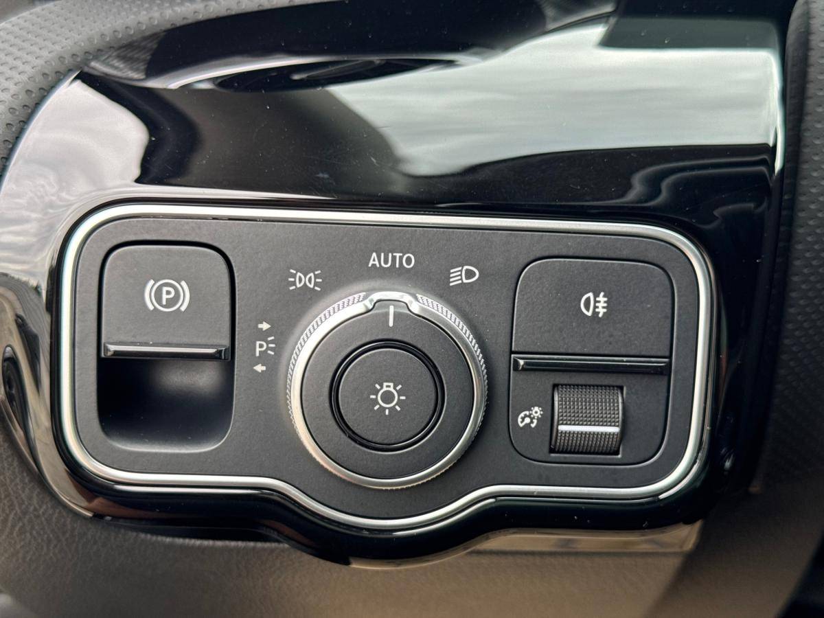 mercedes-benz-classe-a-2023-gasolina-1332cc