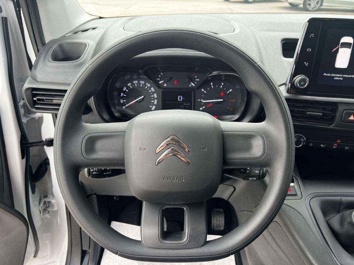 citroen-berlingo-2023-diesel-1499cc