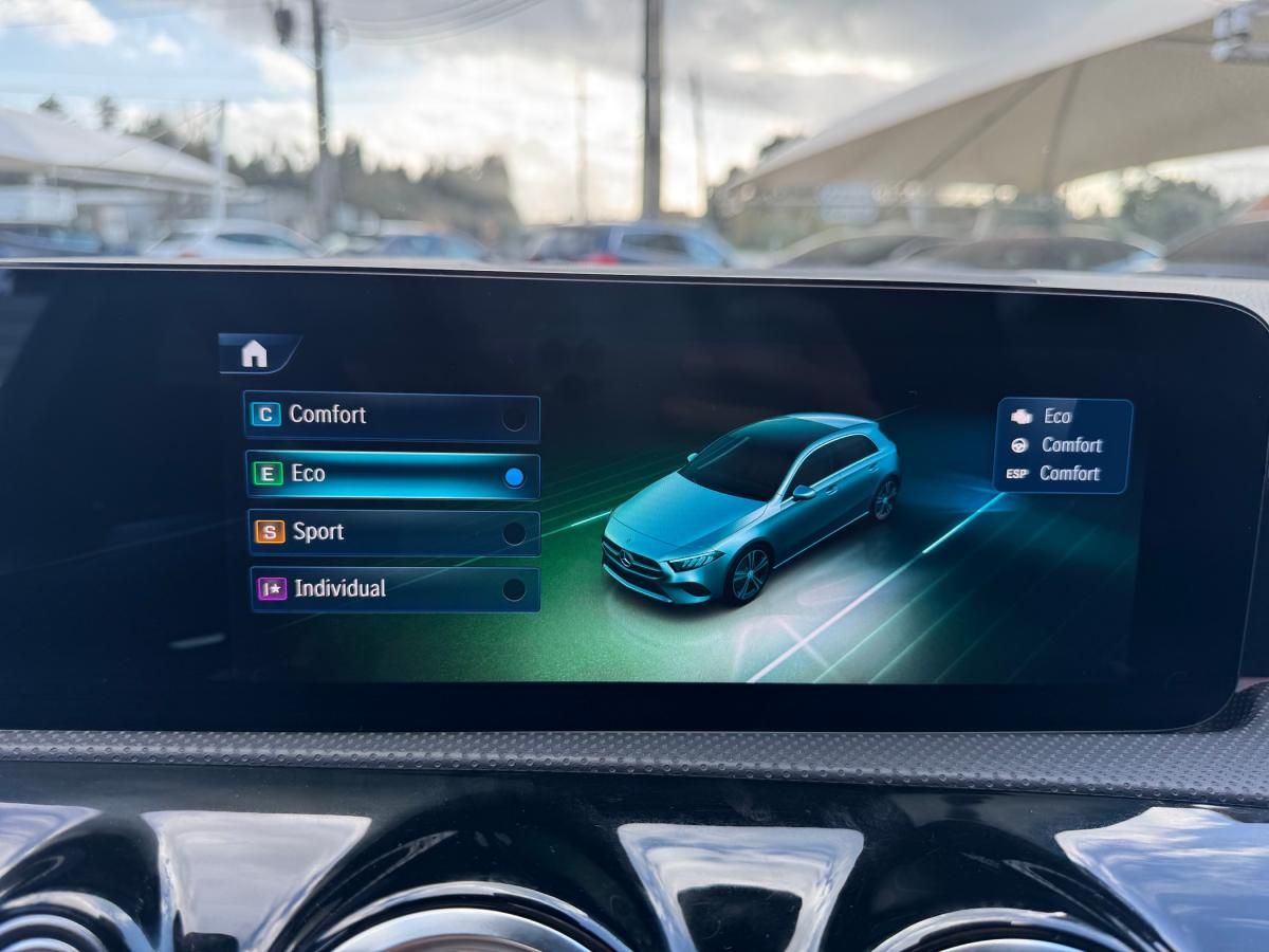 mercedes-benz-classe-a-2023-gasolina-1332cc