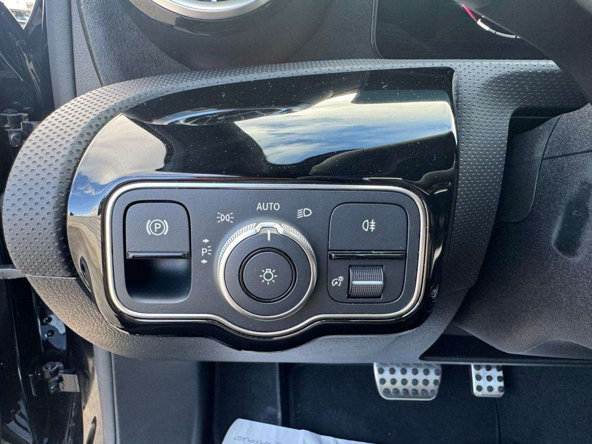 mercedes-benz-classe-a-2023-gasolina-1332cc