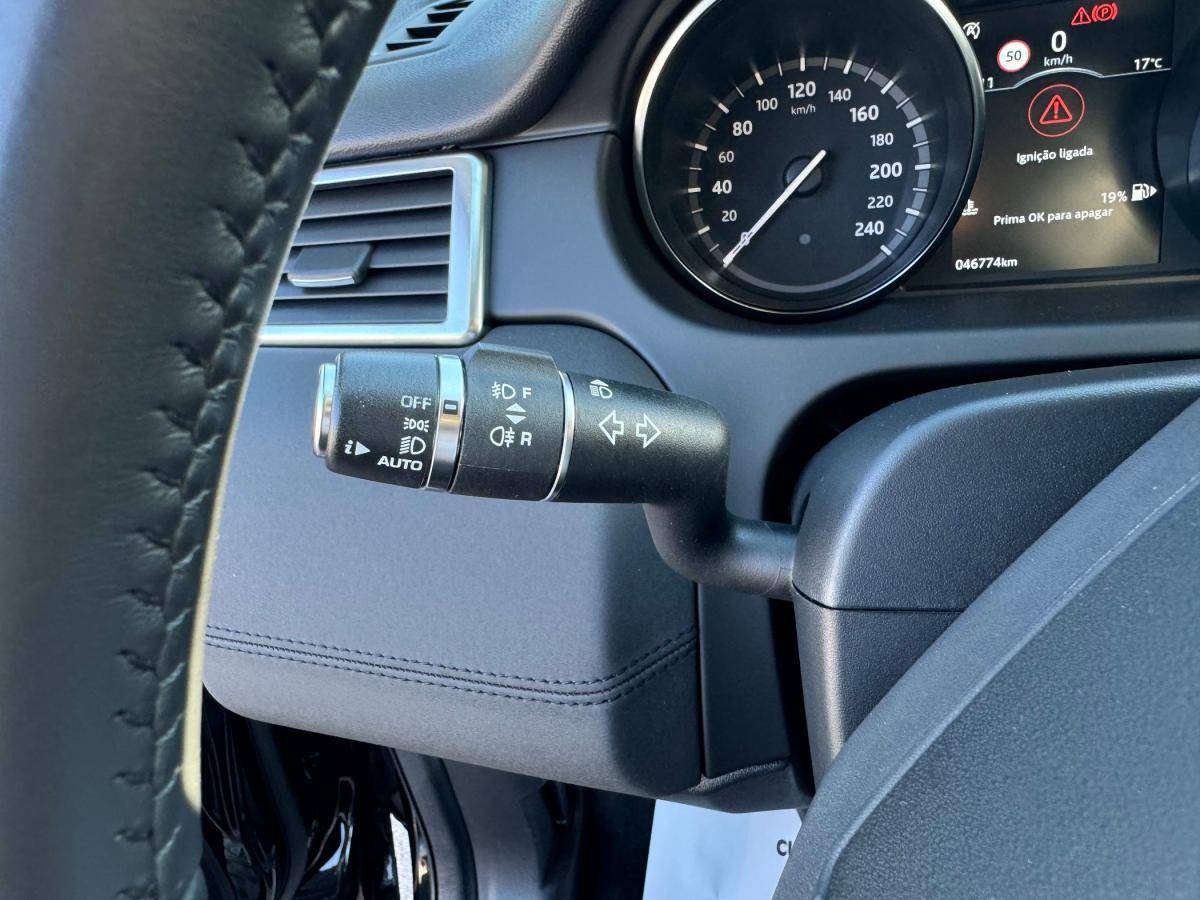 land-rover-discovery-sport-2018-diesel-1999cc