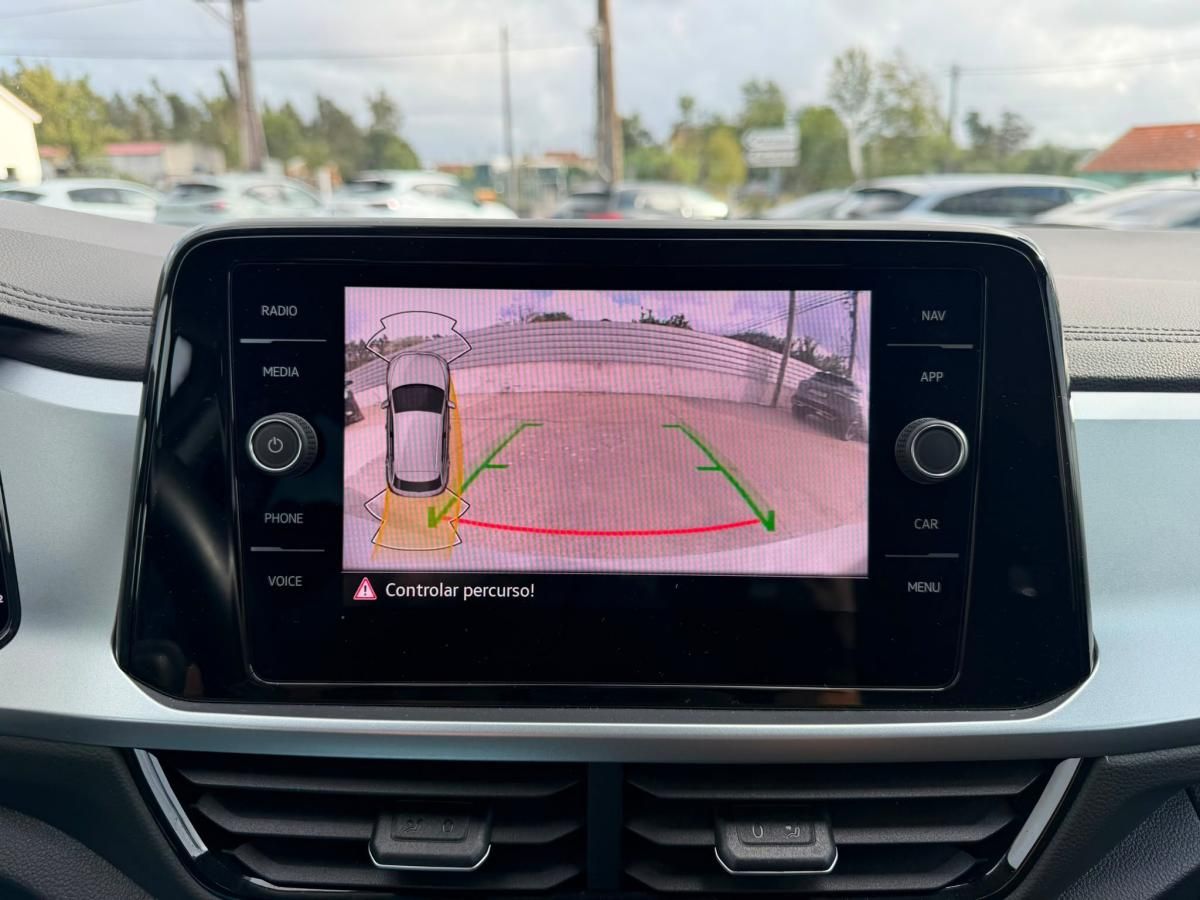 volkswagen-t-roc-2025-gasolina-999cc