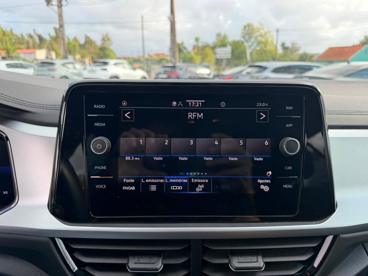 volkswagen-t-roc-2025-gasolina-999cc