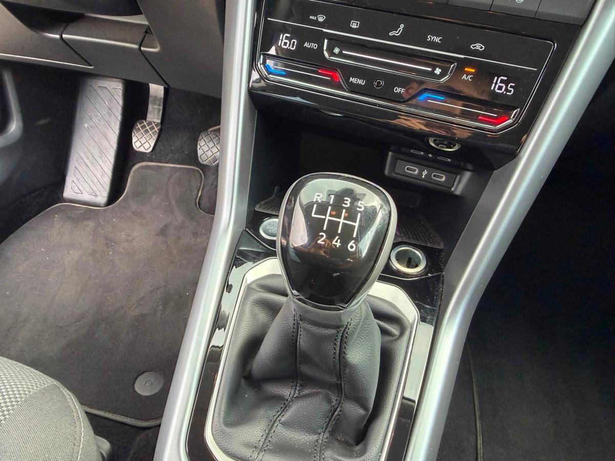 volkswagen-t-roc-2025-gasolina-999cc