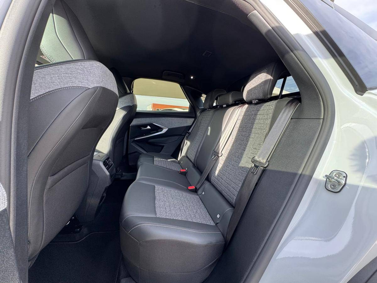 peugeot-3008-2025-hibrido-a-gasolina-1199cc