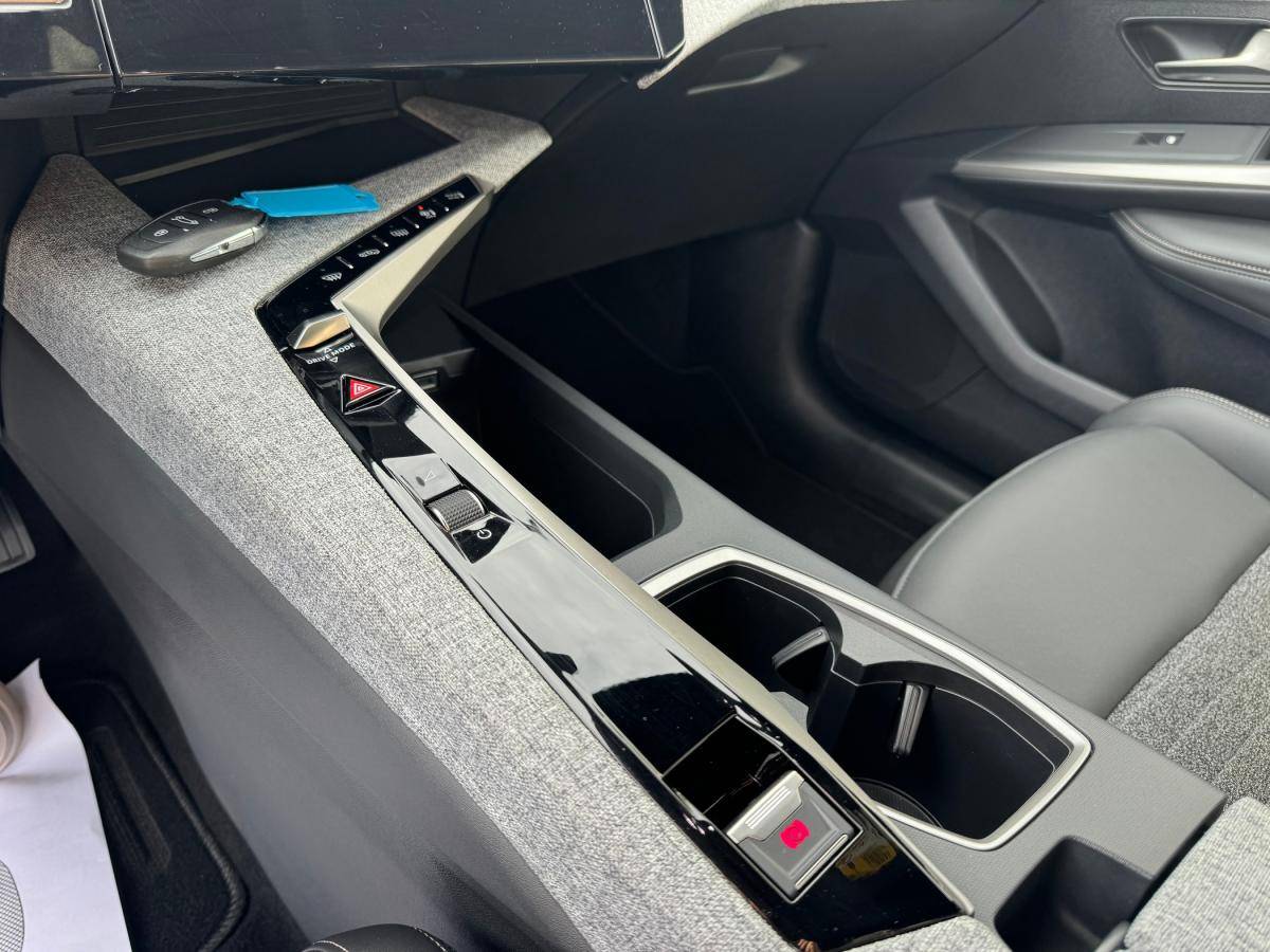 peugeot-3008-2025-hibrido-a-gasolina-1199cc