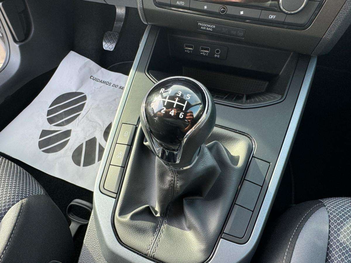 seat-arona-2019-gasolina-999cc