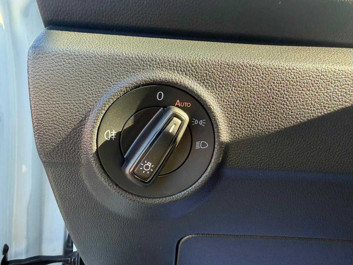 volkswagen-t-roc-2025-gasolina-999cc