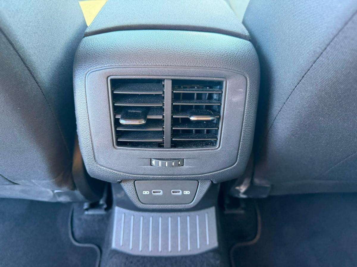 volkswagen-t-roc-2025-gasolina-999cc
