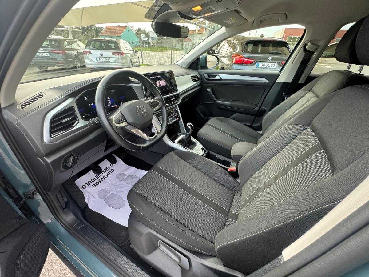 volkswagen-t-roc-2023-gasolina-999cc