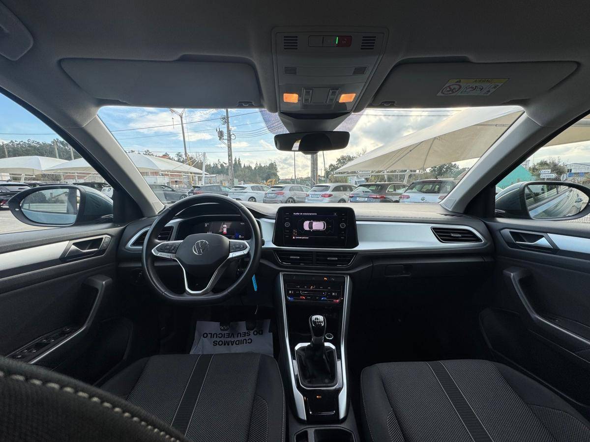 volkswagen-t-roc-2023-gasolina-999cc