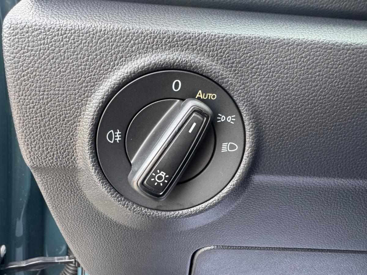volkswagen-t-roc-2023-gasolina-999cc