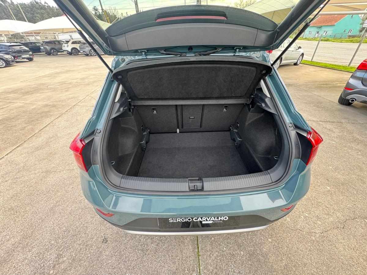 volkswagen-t-roc-2023-gasolina-999cc