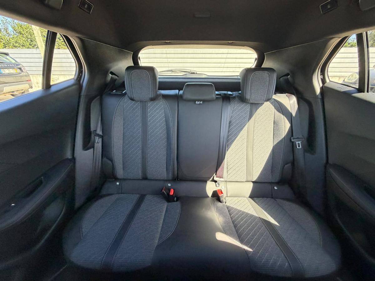 peugeot-2008-2024-gasolina-1199cc