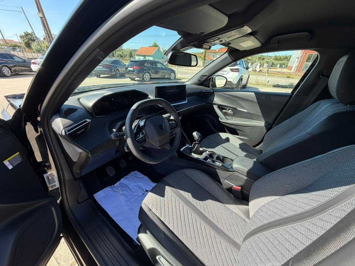 peugeot-2008-2024-gasolina-1199cc