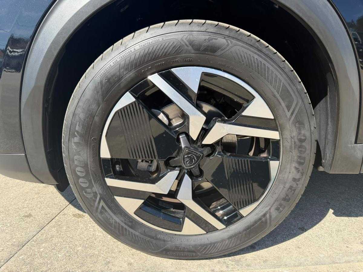 peugeot-2008-2024-gasolina-1199cc
