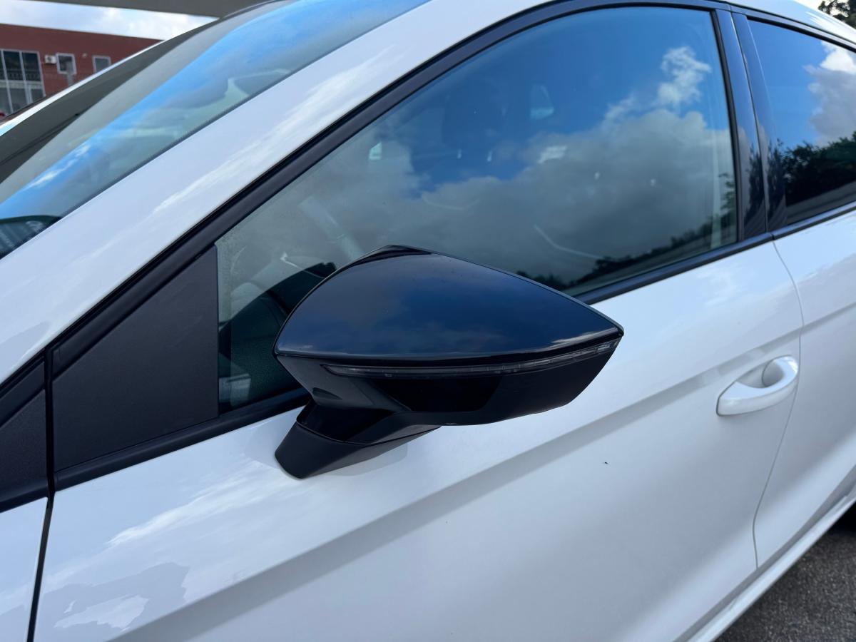 seat-ibiza-2023-gasolina-999cc