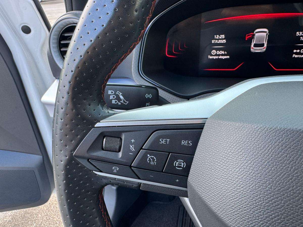 seat-ibiza-2023-gasolina-999cc