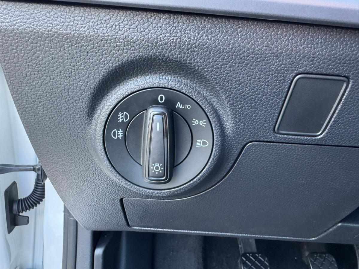 seat-ibiza-2023-gasolina-999cc