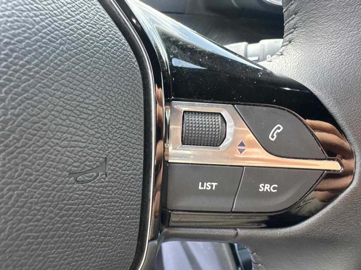 peugeot-2008-2024-gasolina-1199cc