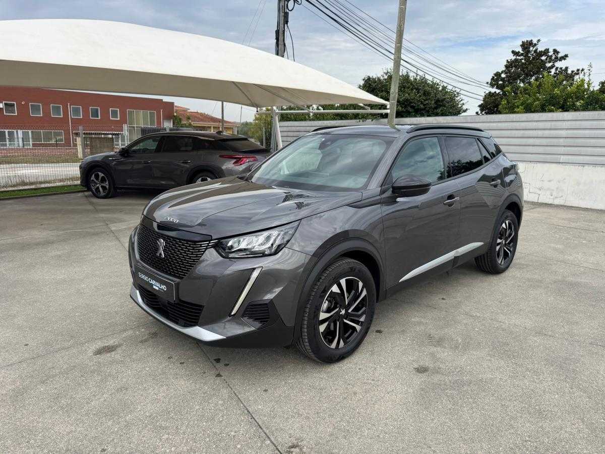 peugeot-2008-2023-gasolina-1199cc