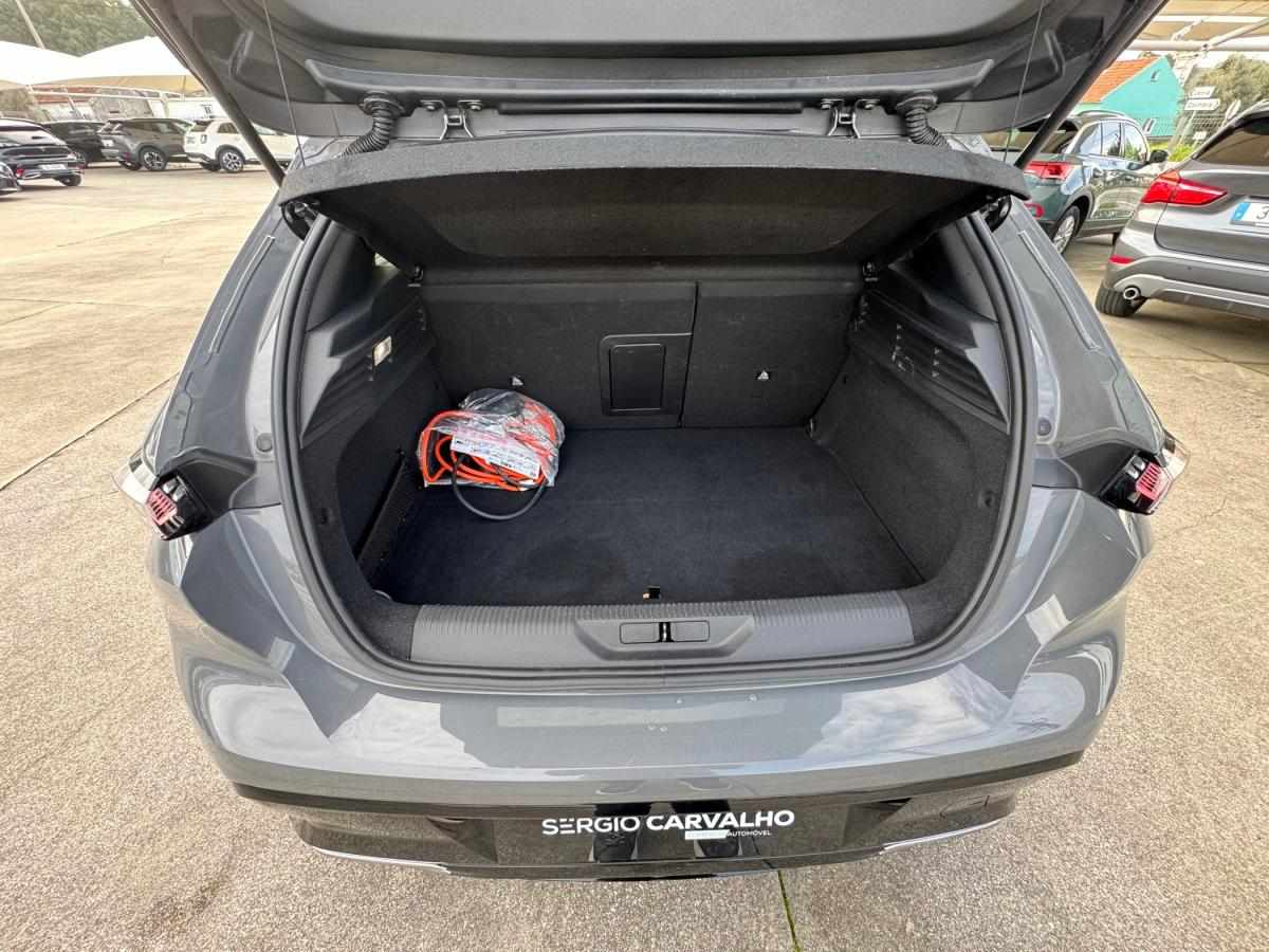 peugeot-308-2024-hibrido-a-gasolina-1598cc