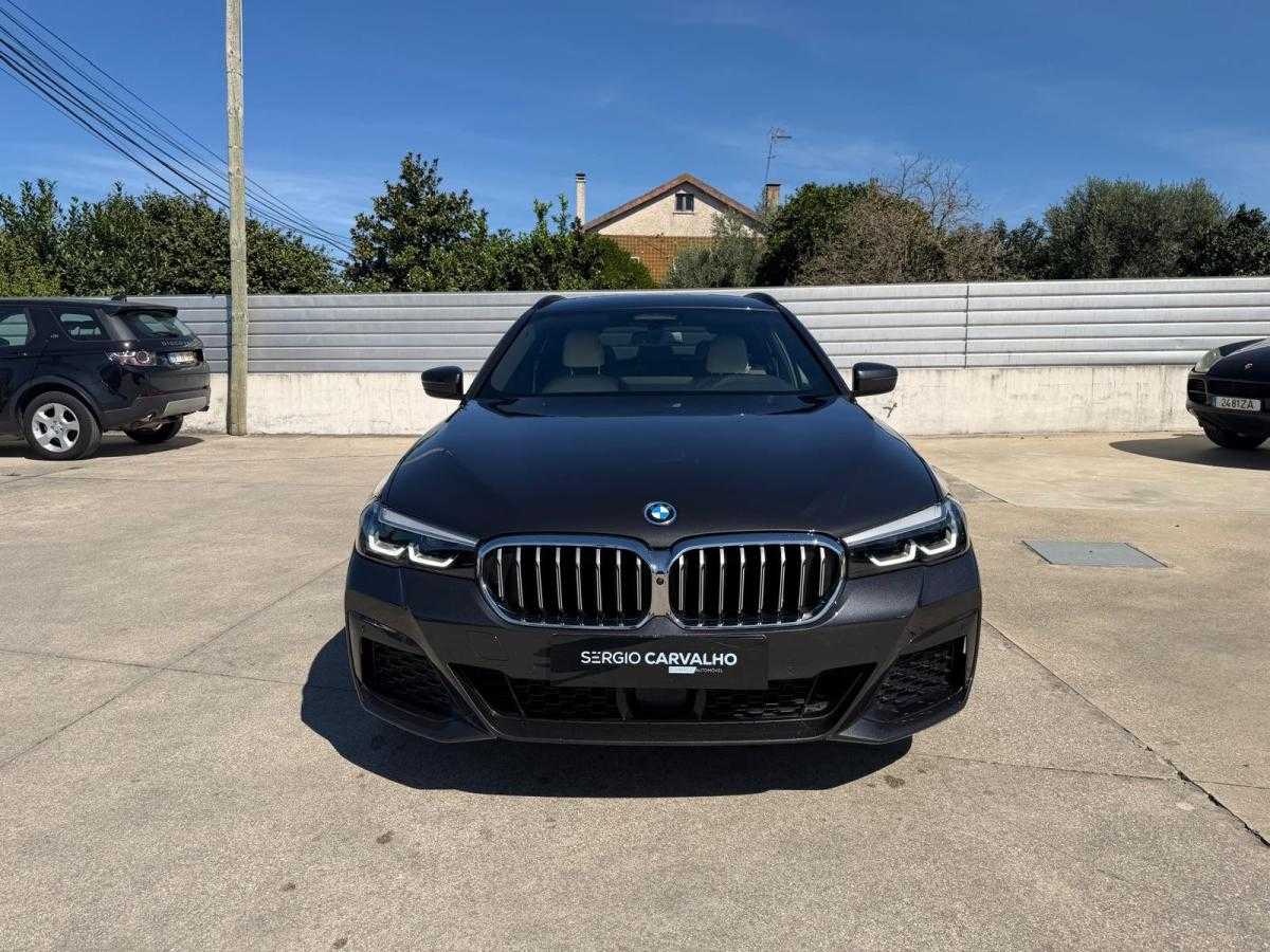 bmw-serie-5-2022-hibrido-a-gasolina-1998cc