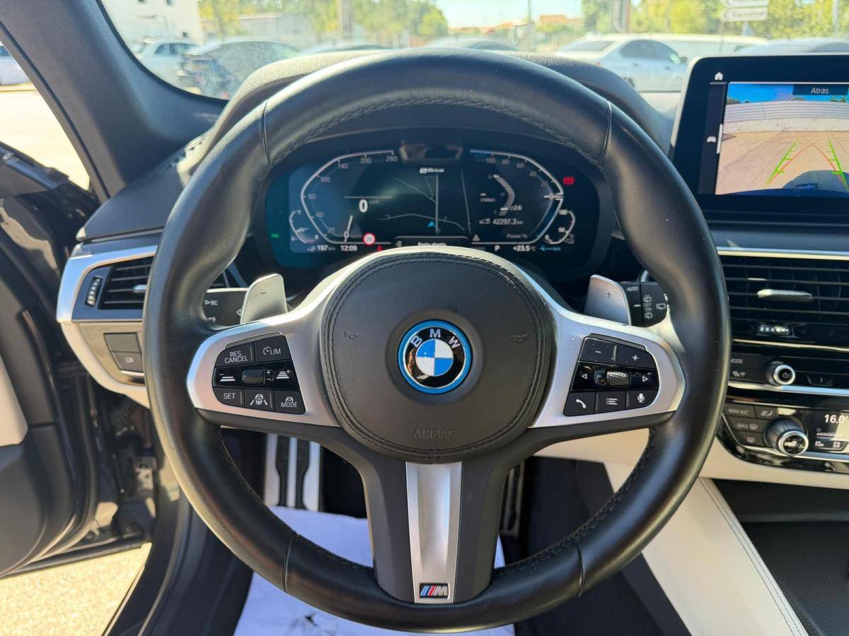 bmw-serie-5-2022-hibrido-a-gasolina-1998cc