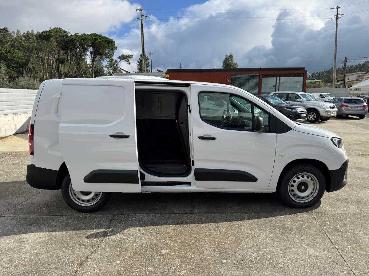 fiat-doblo-2025-diesel-1499cc