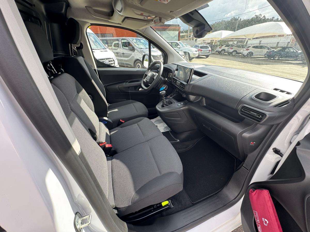 fiat-doblo-2025-diesel-1499cc