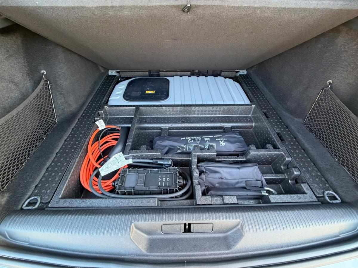 peugeot-308-2024-hibrido-a-gasolina-1598cc