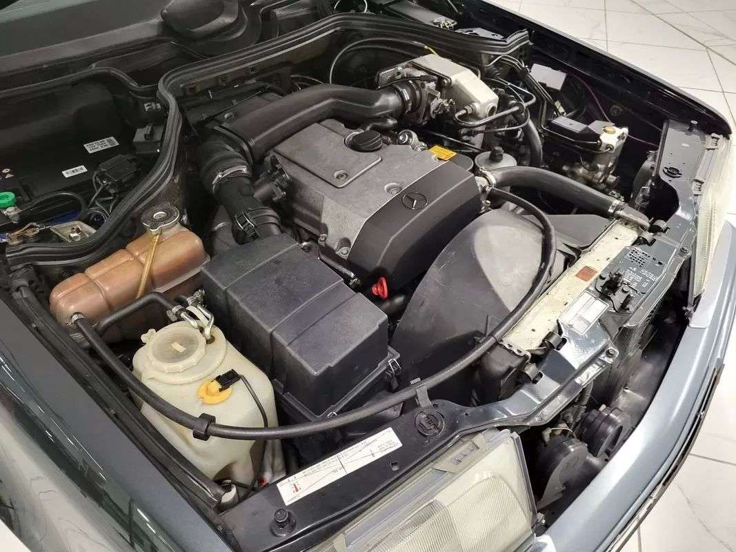 mercedes-benz-classe-e-1995-gasolina-2199cc