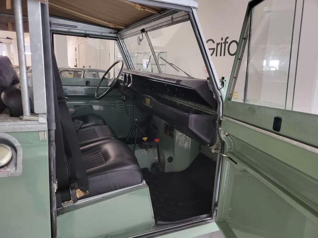 land-rover-series-1973-diesel-2285cc