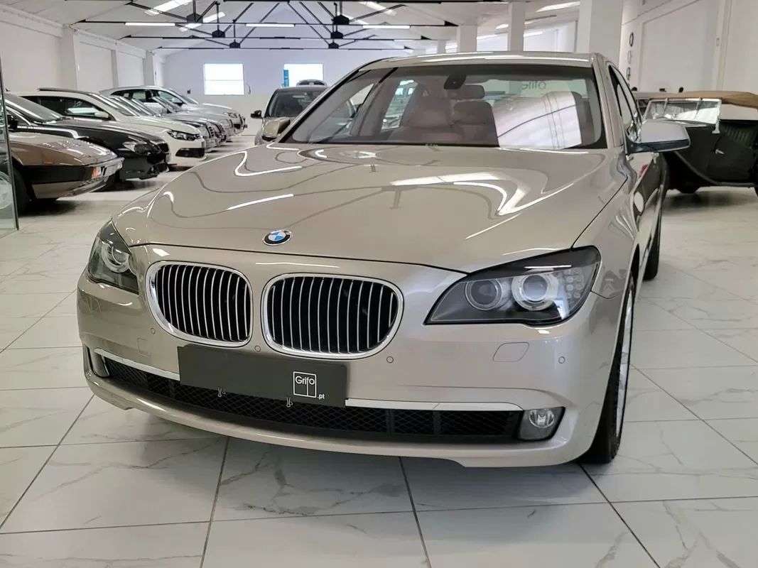bmw-serie-7-2009-diesel-2993cc
