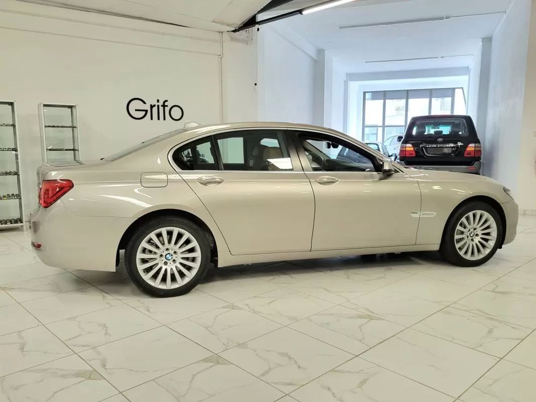 bmw-serie-7-2009-diesel-2993cc