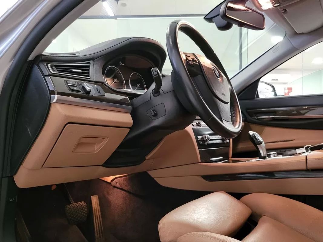 bmw-serie-7-2009-diesel-2993cc