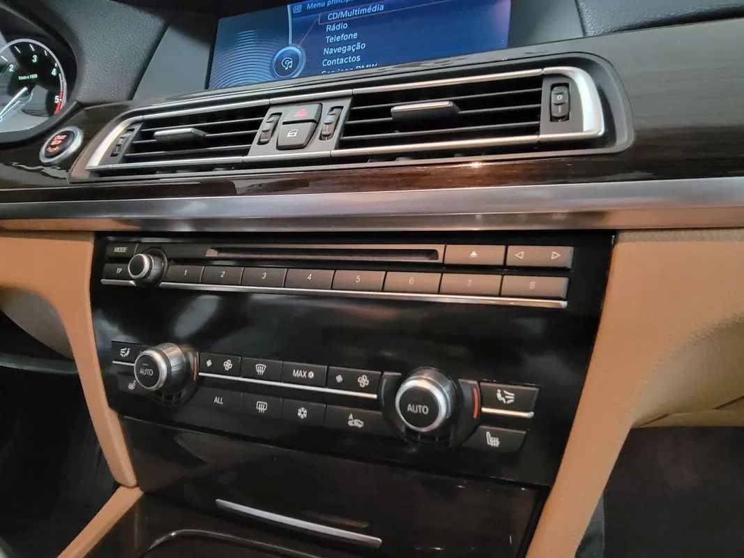 bmw-serie-7-2009-diesel-2993cc